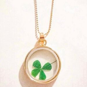 Floating Four Leaf Clover Pendant Necklace